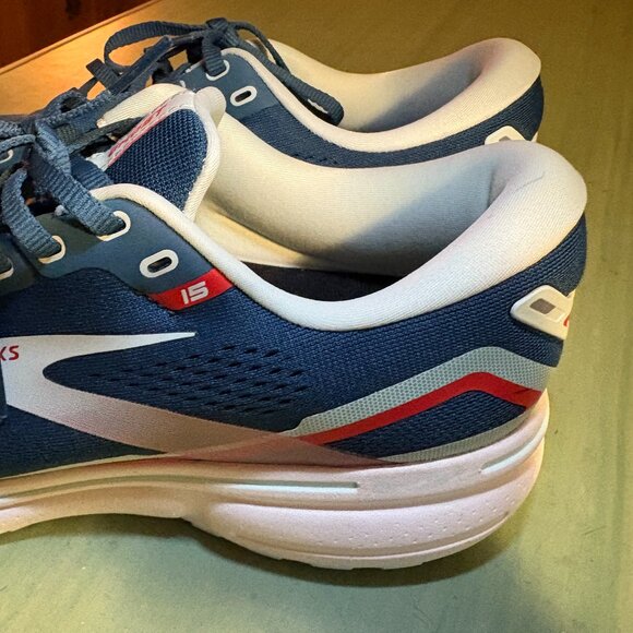 WORN 1X Womens Brooks Ghost 15 Running Shoes Size 11 B 1203801B497 - Picture 4 of 12